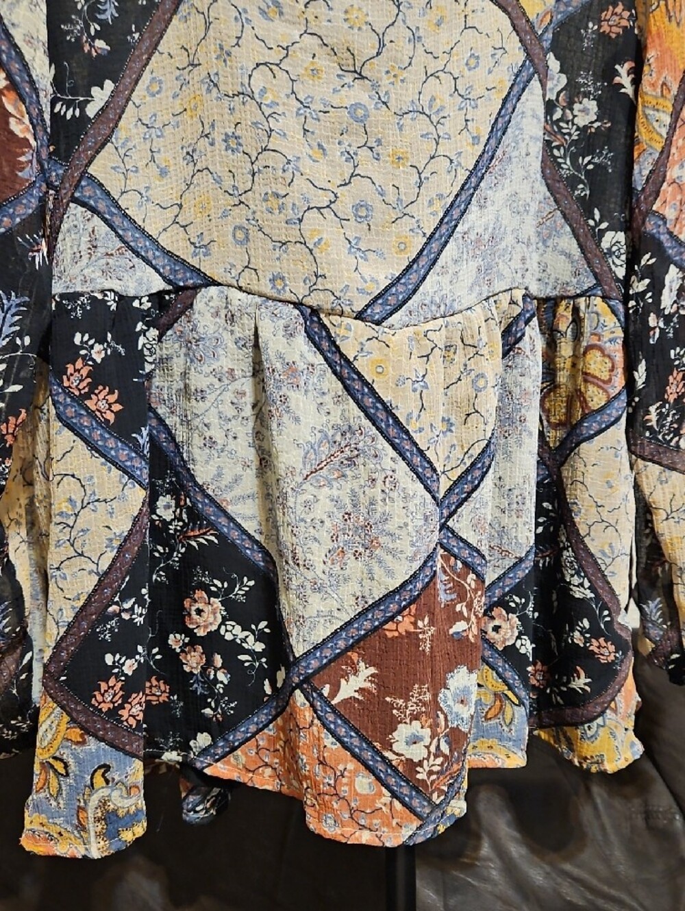 American Eagle Outfitters Multicolor Patchwork Floral Peasant Top - Picture 3 of 9